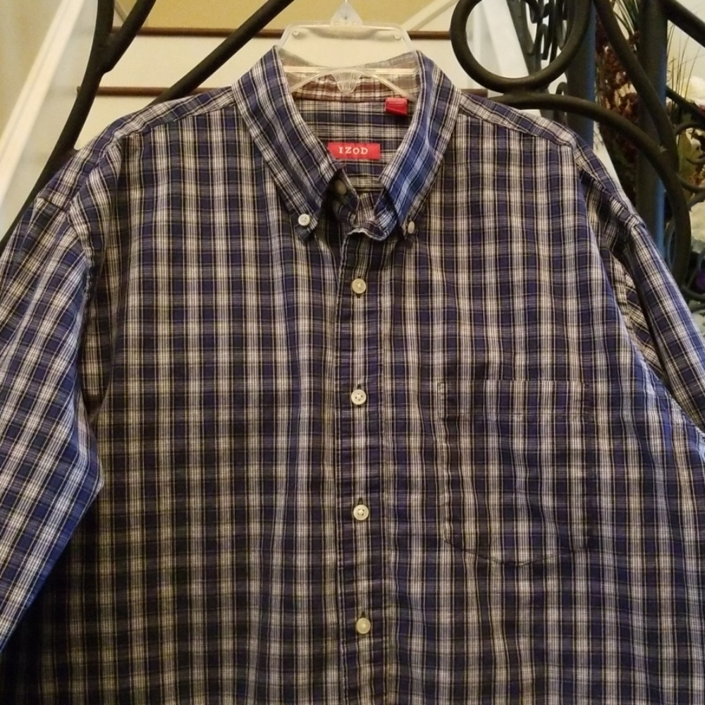 IZOD Casual Button Down Long Sleeve Shirt
